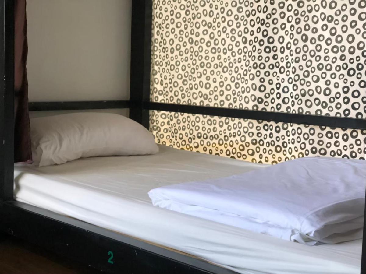 小心沙發背包客棧 Apartment Chenggong Bagian luar foto